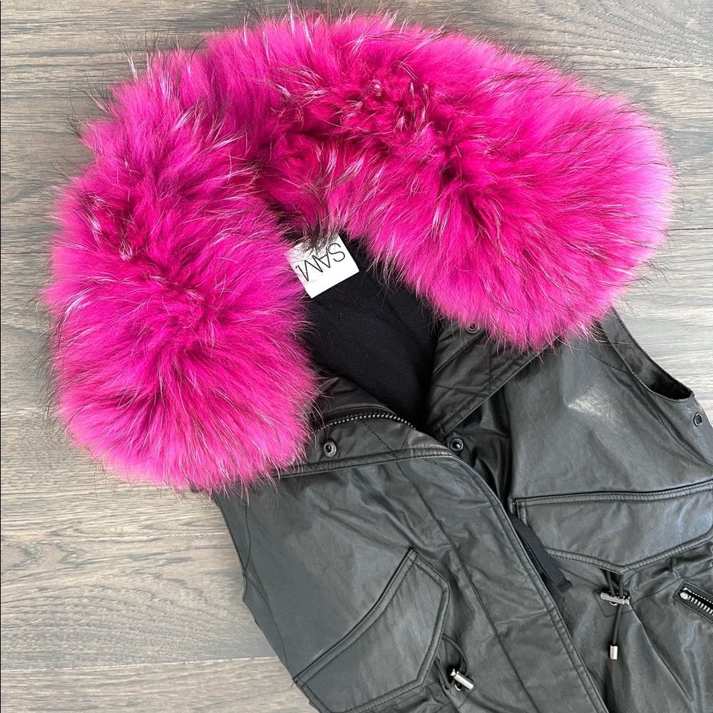 NEW SAM Coated Vest with detachable pink fur